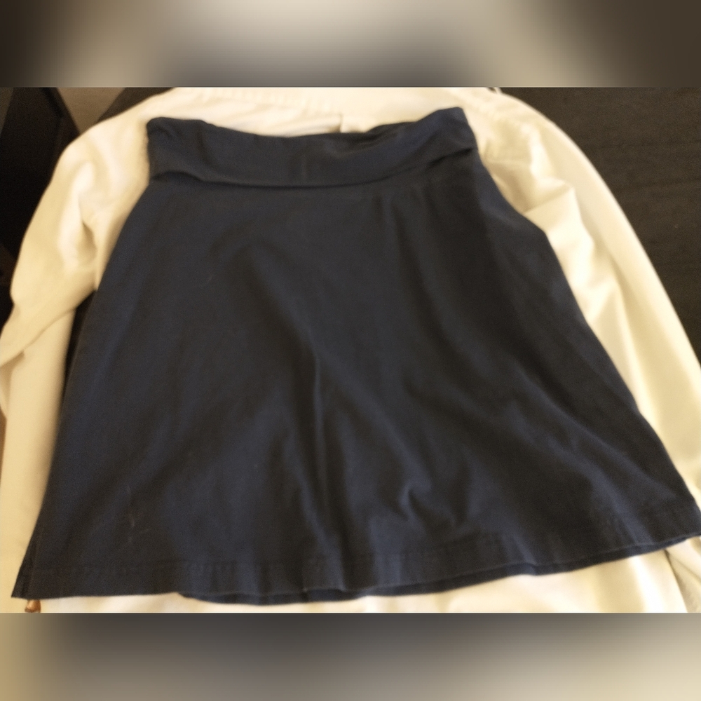 Merona Navy skirt. Medium.